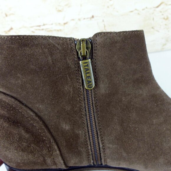 Italeau Waterproof Suede Leather Ankle Bootie Women 9 US 39.5 Brown Strap FLAW - Picture 12 of 13